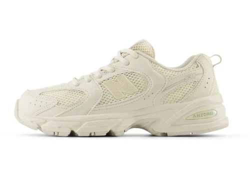 New Balance 530 sneaker i hørfarve